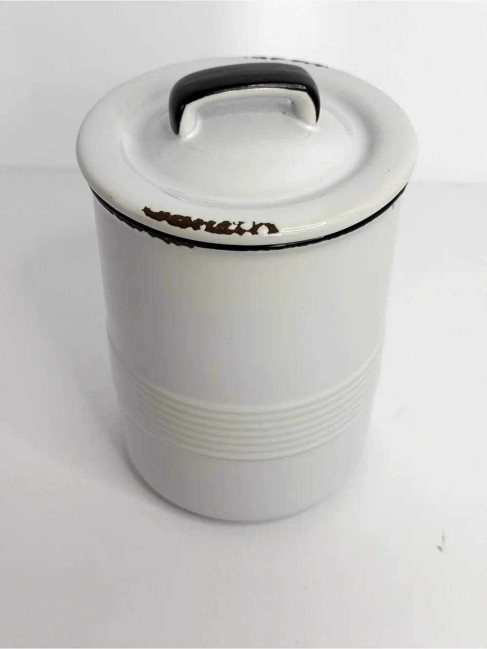 District 23 Tea Canister Black/White  | Kitchen